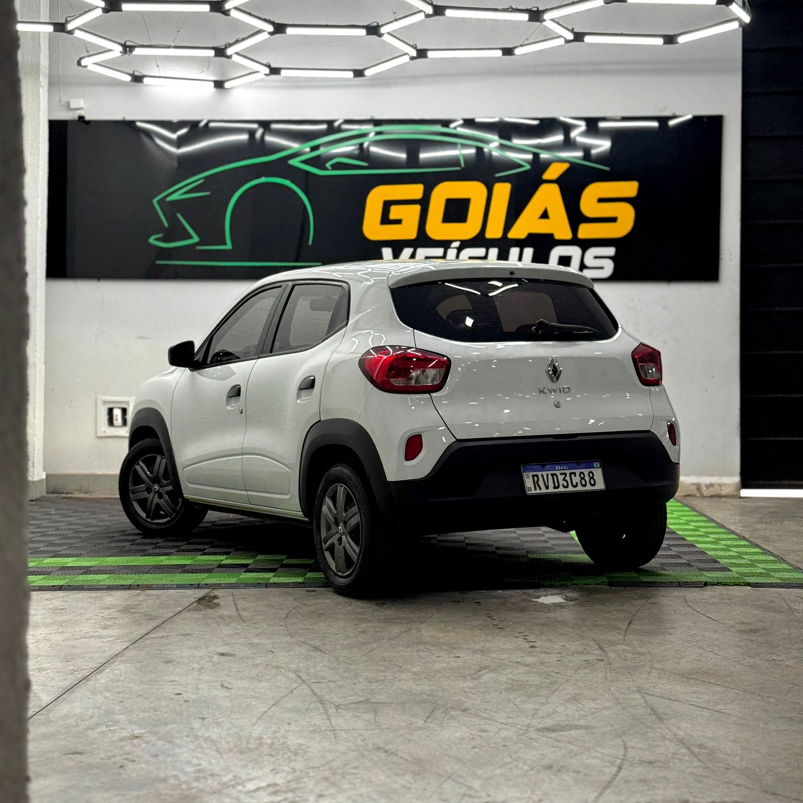 
Kwid Zen 2 full									