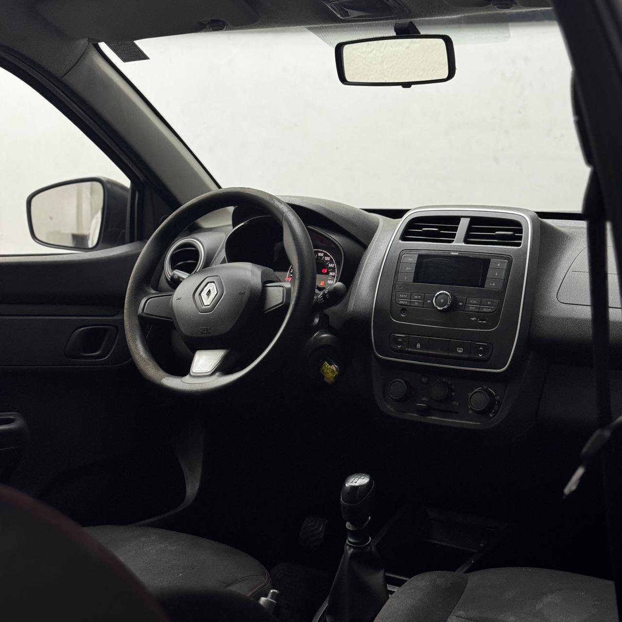 
Kwid full									