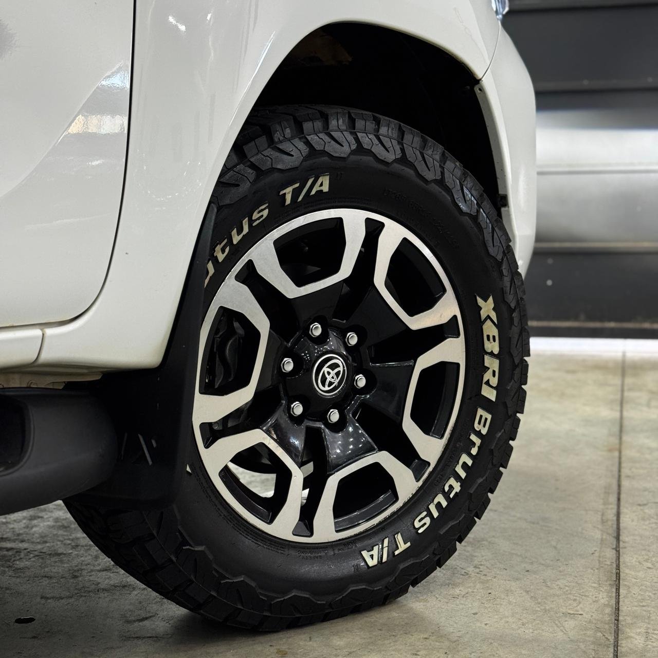 
Hilux full									