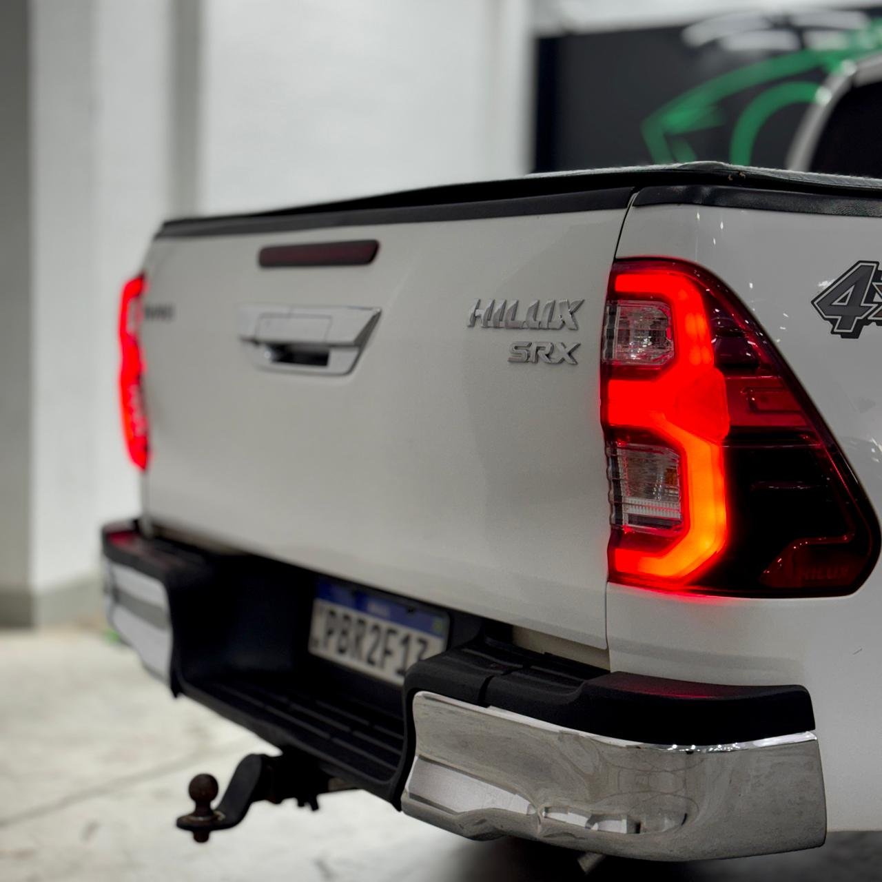 
Hilux full									