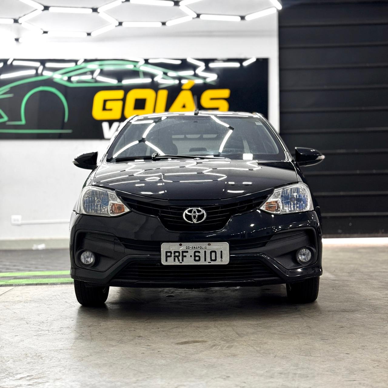 
Etios full									