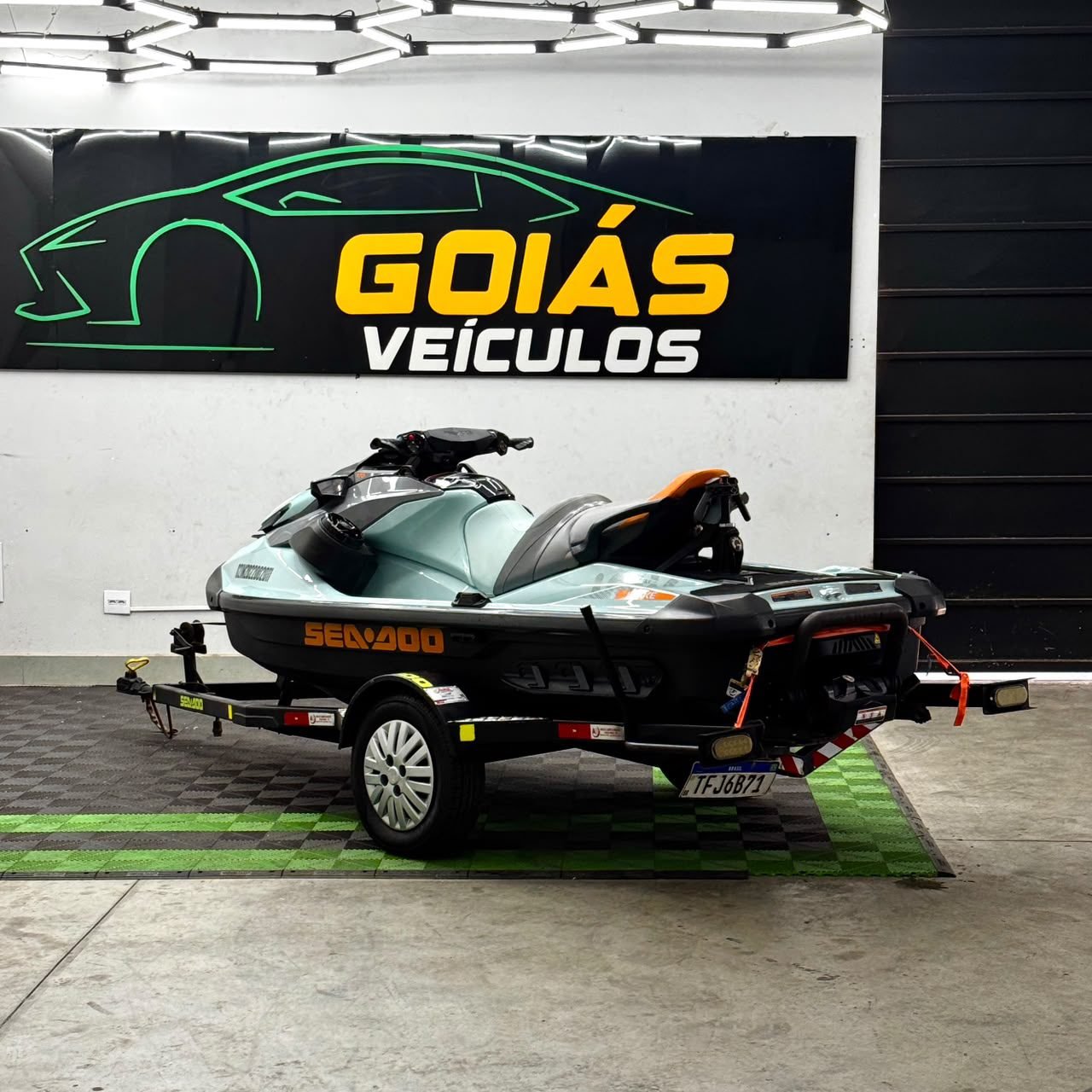 
 JET SKI WAKE PRO 170 full									
