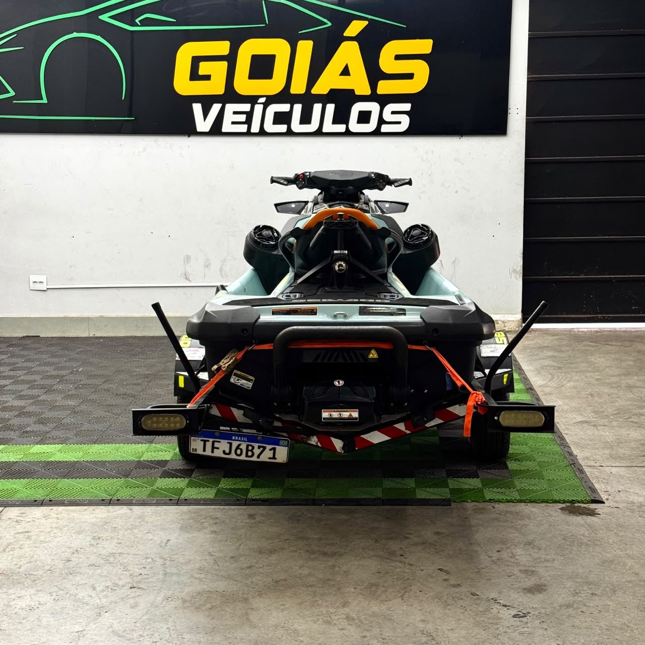 
 JET SKI WAKE PRO 170 full									