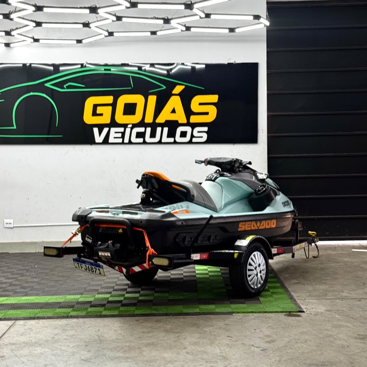 
 JET SKI WAKE PRO 170 full									
