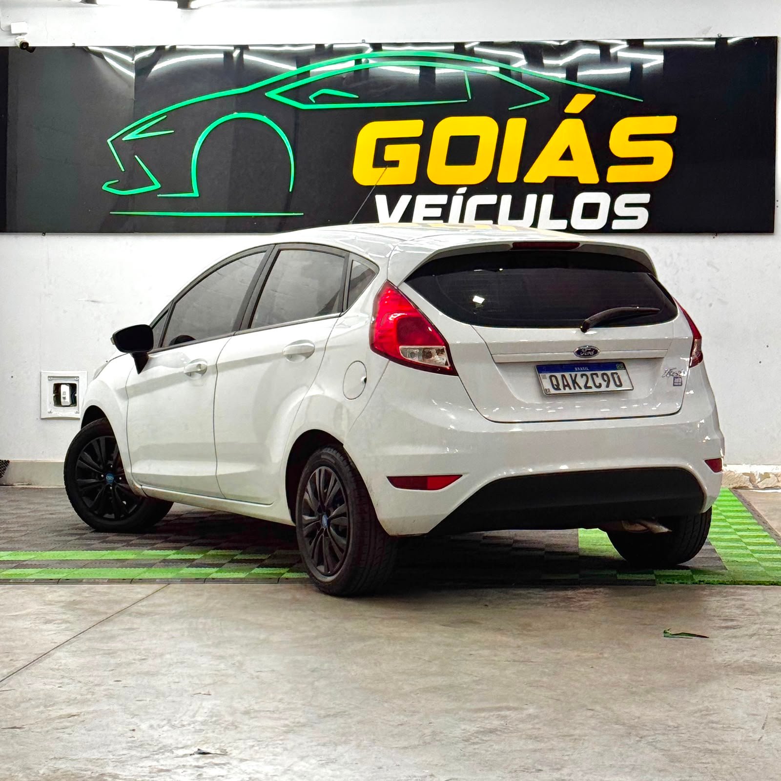 
 NEW FIESTA full									