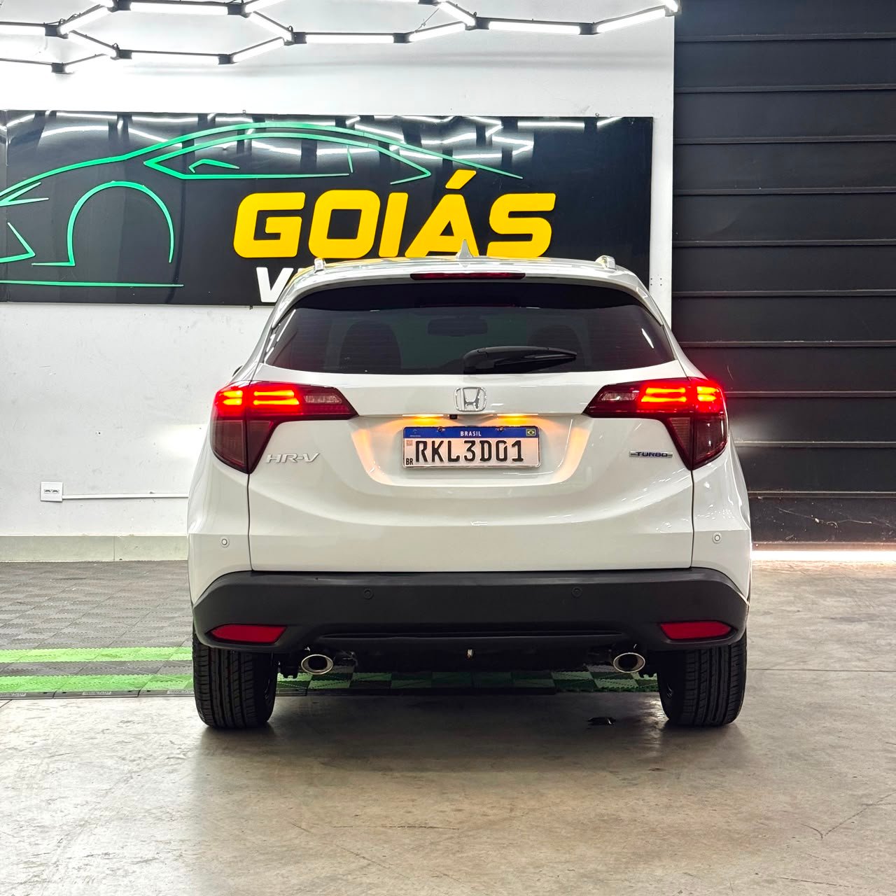 
 HR-V Touring full									