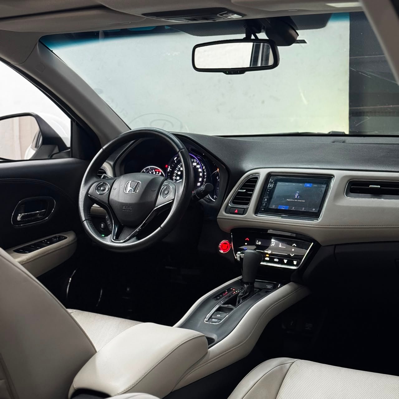 
 HR-V Touring full									