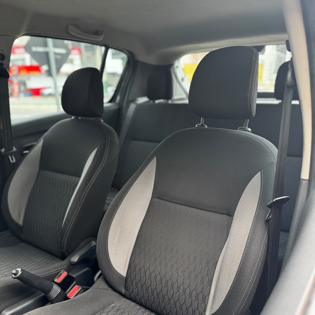 
 SANDERO EXPR 10 full									